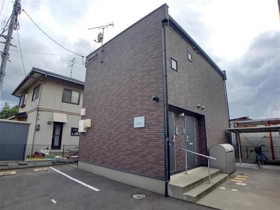 レオネクストかすがの外観画像