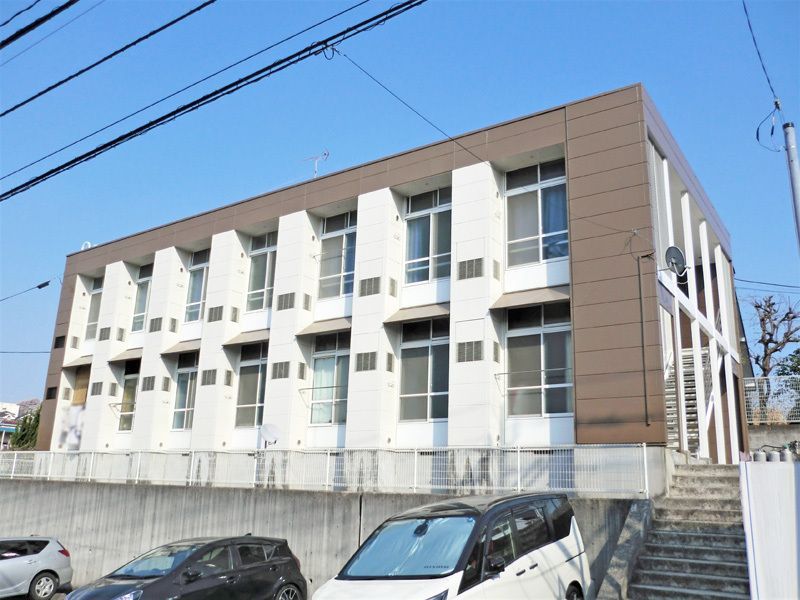 レオパレス金草沢の外観画像