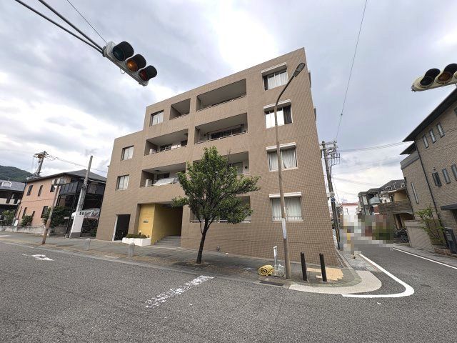 甲南山手ミオの外観画像