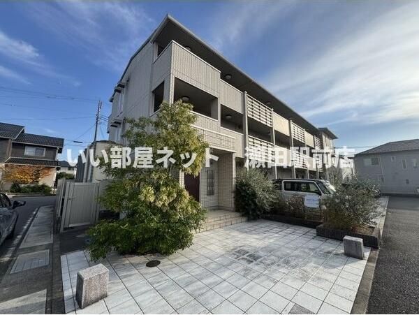 クレストブルーの外観画像