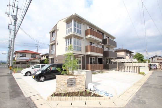 プレミアージュの外観画像