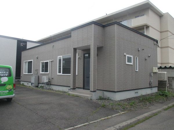 佐々木貸家(西23南1)の外観画像