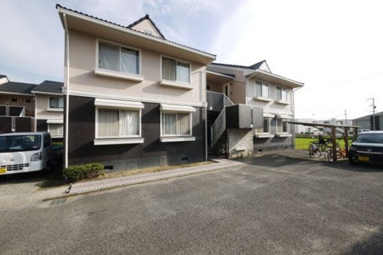 ガーデンヒルズ岡山A棟の外観画像