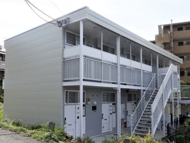 レオパレス千里山の外観画像
