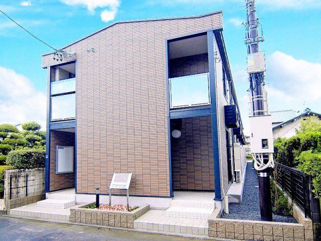 レオパレスヒビキの外観画像