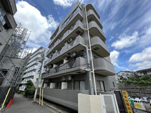 YAMADAビルの外観画像