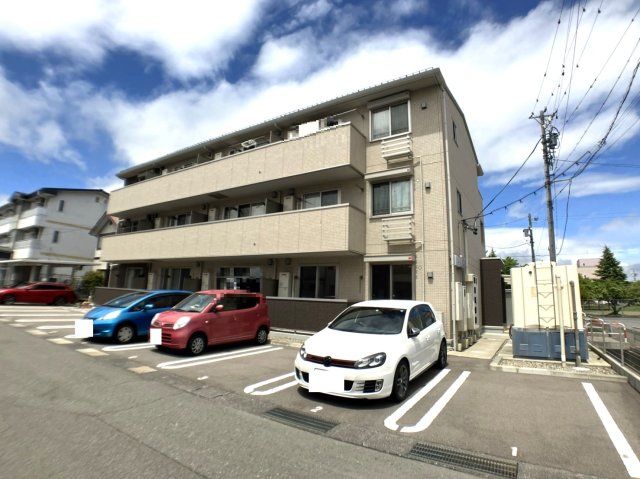 レイシス ボッシェの外観画像