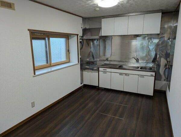 北広島市泉町戸建ての外観画像