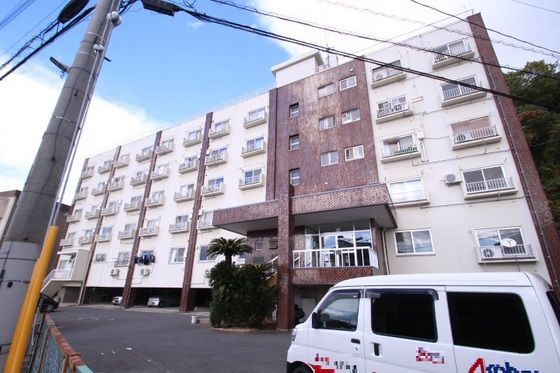 二葉コーポラスB棟の外観画像