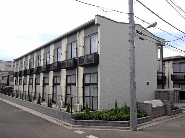 レオパレスカメリアイーストの外観画像