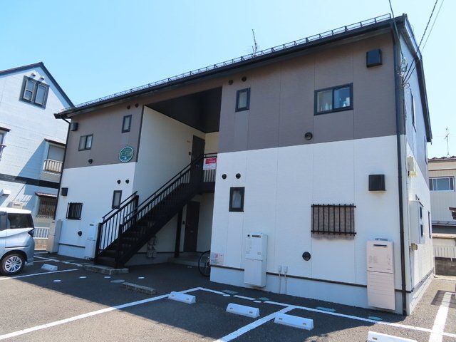 カーサ八幡の外観画像