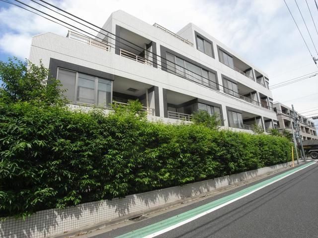 D’グランセ学芸大学の外観画像