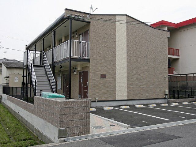 レオパレスウエストバレーの外観画像