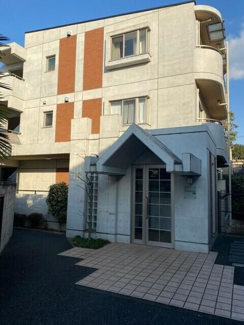 ガーデンホームズ別館の外観画像