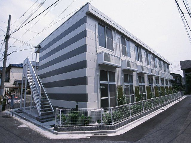 レオパレスパリワールの外観画像
