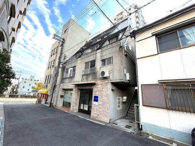 川元ビルの外観画像