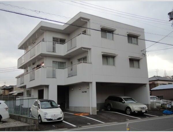 ドルフ本地の外観画像