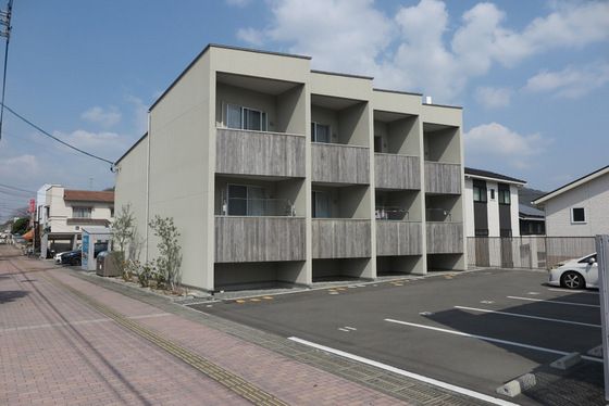 クレル瀬戸S棟 (南棟)の外観画像