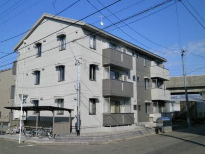 プリムヴェールEASTの外観画像