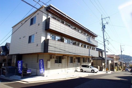 オークランドヒルズ仁保南の外観画像