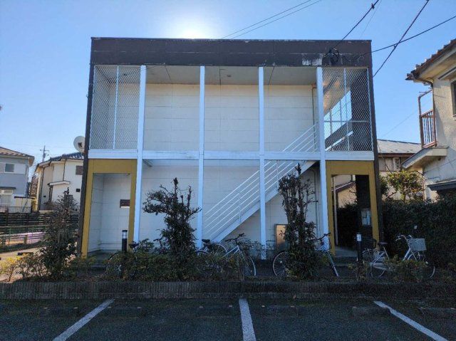 レオパレスルピナスの外観画像