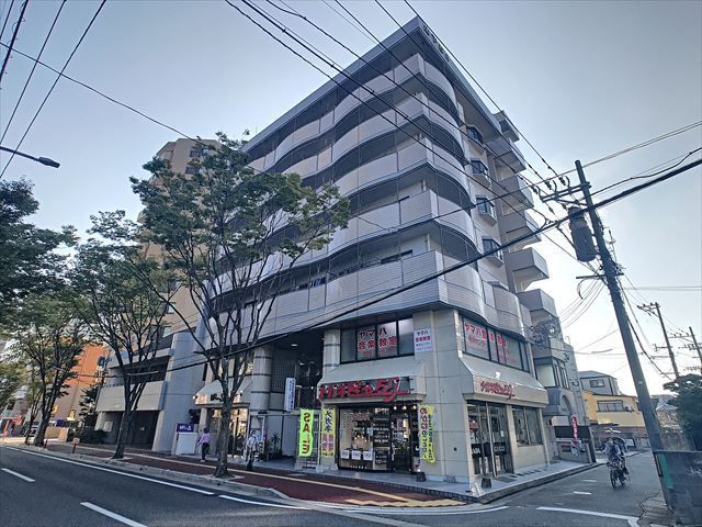 山下ビルの外観画像