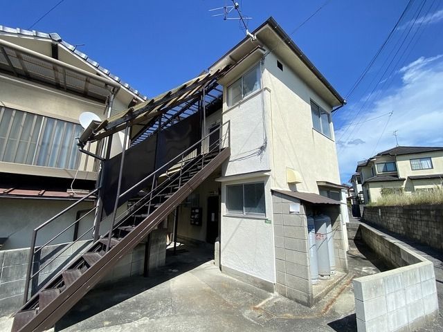亀田アパートの外観画像