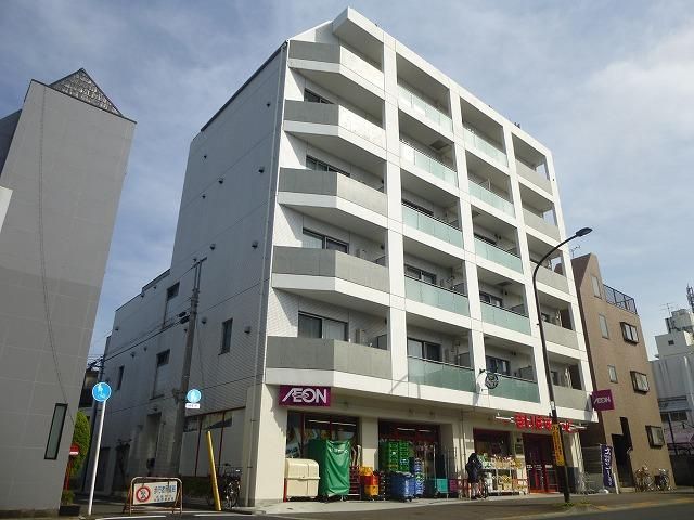 ホワイトステージの外観画像