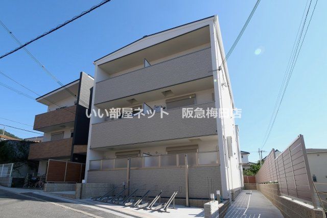 クリエオーレ東石切町の外観画像