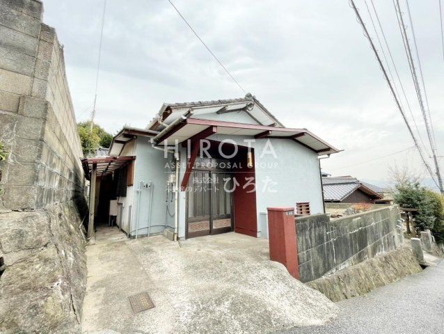 湯川2丁目戸建の外観画像