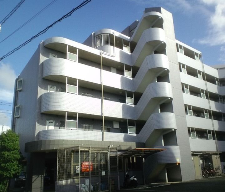 ブルームライフ市川(旧 エヴァーグリーン市川)の外観画像