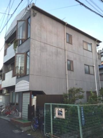 巣本ハイツの外観画像