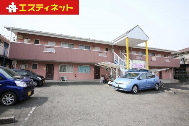 ウエストタウンの外観画像