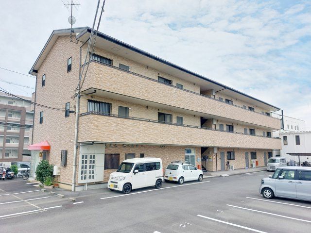 フォブール来住2の外観画像