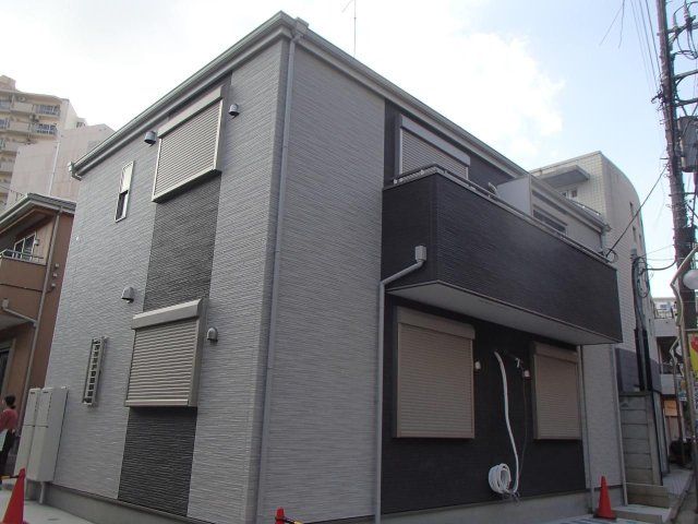 シャルム明大前の外観画像