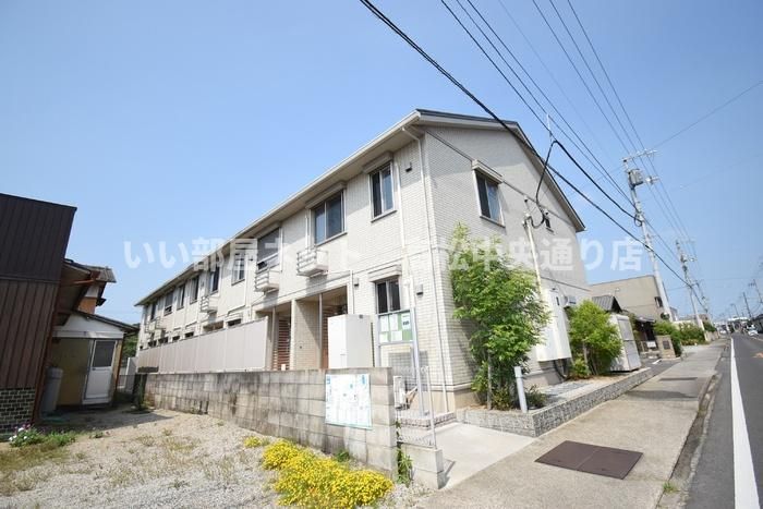 パイン グローブ井戸の外観画像