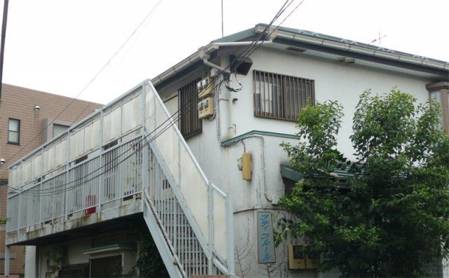 プティフルールの外観画像