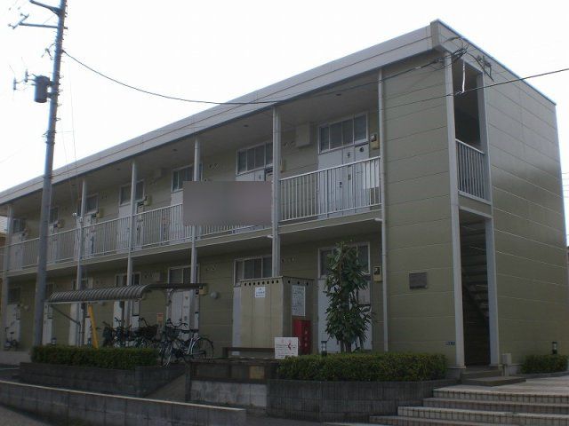レオパレスあずまの外観画像