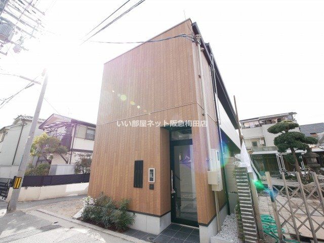 パロス江坂垂水町の外観画像