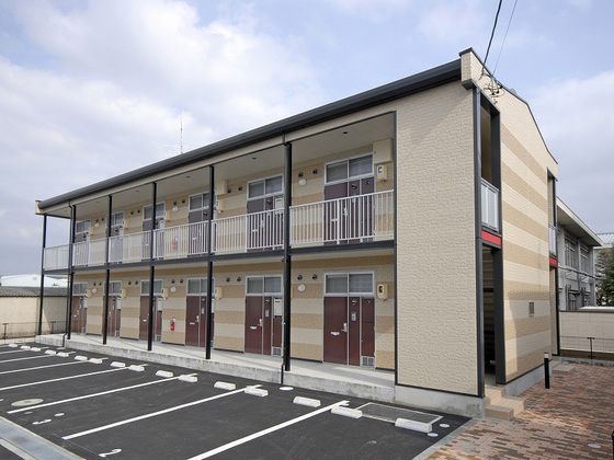 レオパレステラの外観画像