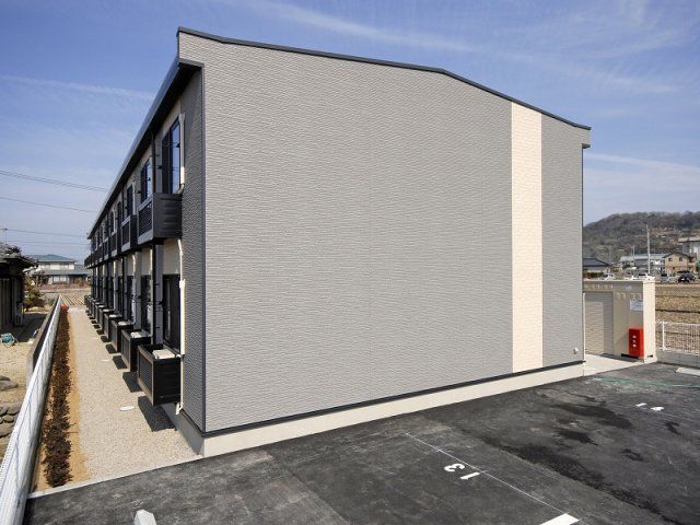 レオパレスハーヴ壱番館の外観画像
