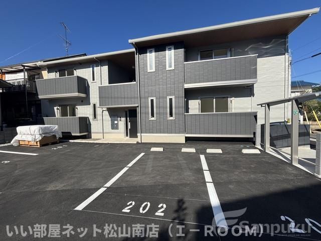 リヤンみゆきの外観画像