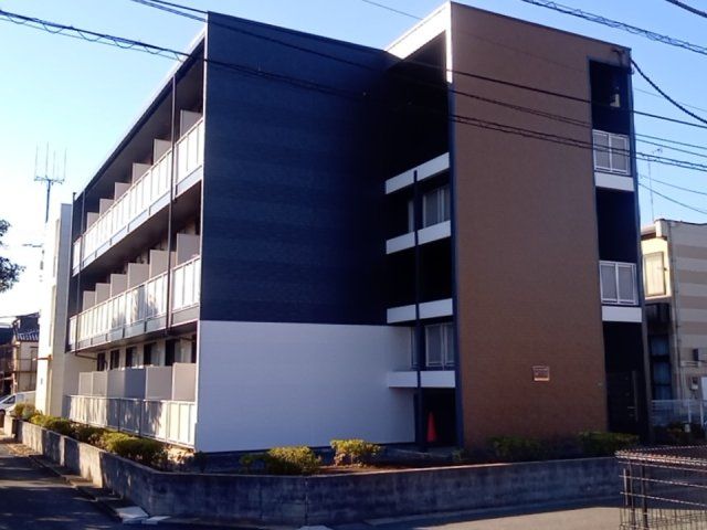 レオパレスグランパルクNSの外観画像
