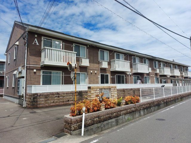 サンディーア A棟の外観画像