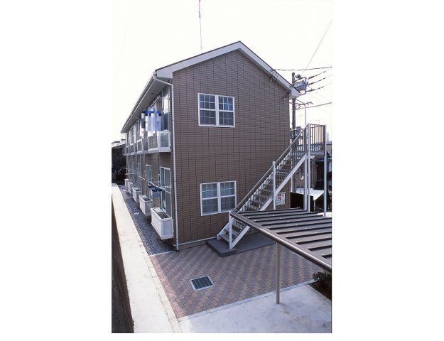 レオパレスジュネス清水ヶ丘の外観画像