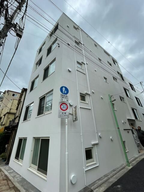 シカダナカノの外観画像