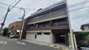 BAUHAUS牛田中の外観画像