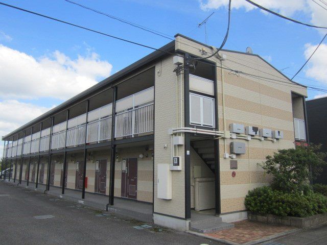 レオパレスフォレストルミエールの外観画像