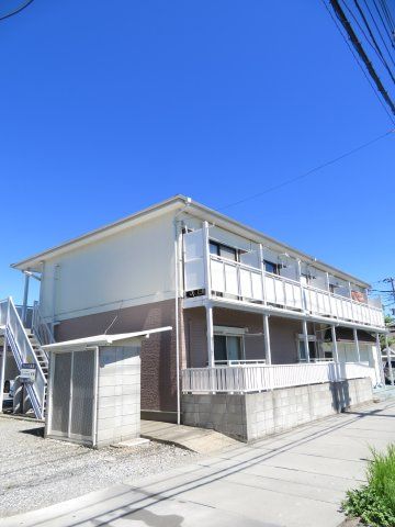 ハイツ里里の外観画像