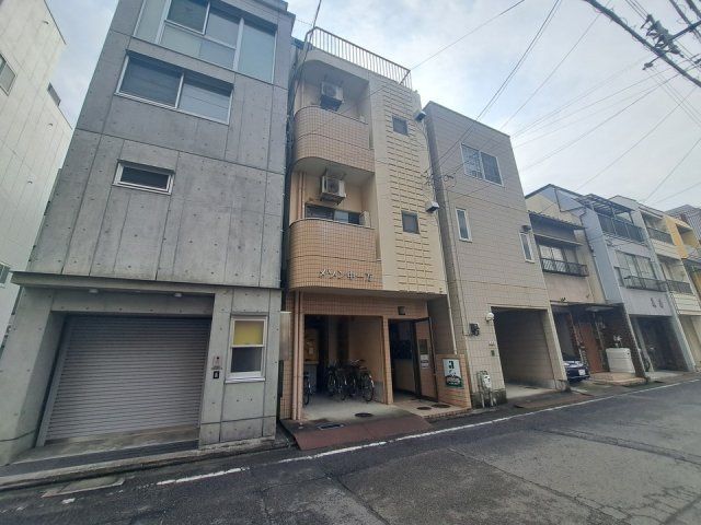 メゾン中一万の外観画像